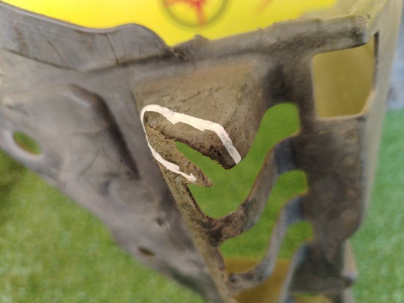 Подкрылок, 350 рублей, Красноярск