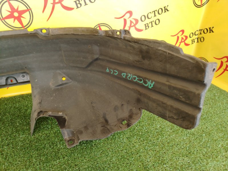 Подкрылок, 500 рублей, Красноярск