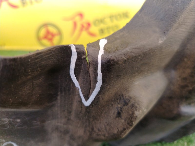 Подкрылок, 800 рублей, Красноярск