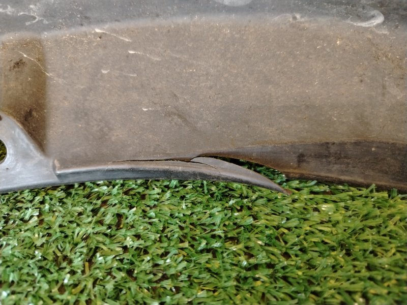 Подкрылок, 350 рублей, Красноярск