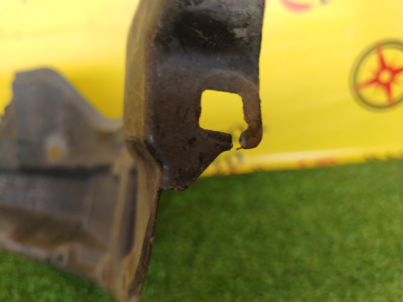 Подкрылок, 800 рублей, Красноярск