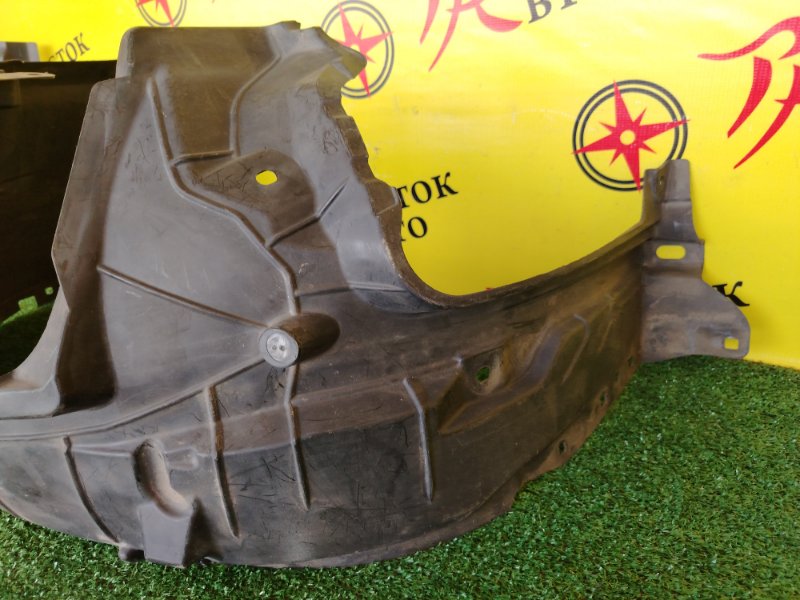 Подкрылок, 800 рублей, Красноярск