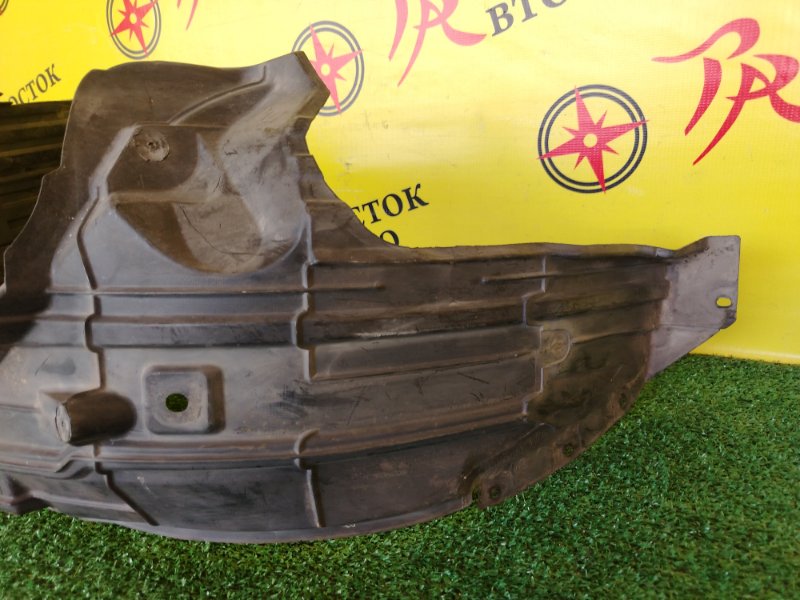 Подкрылок, 800 рублей, Красноярск