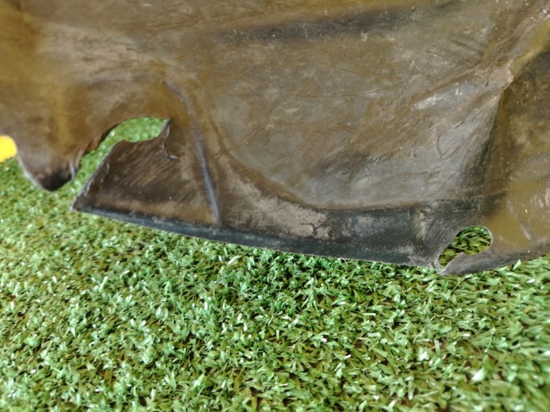 Подкрылок, 1800 рублей, Красноярск