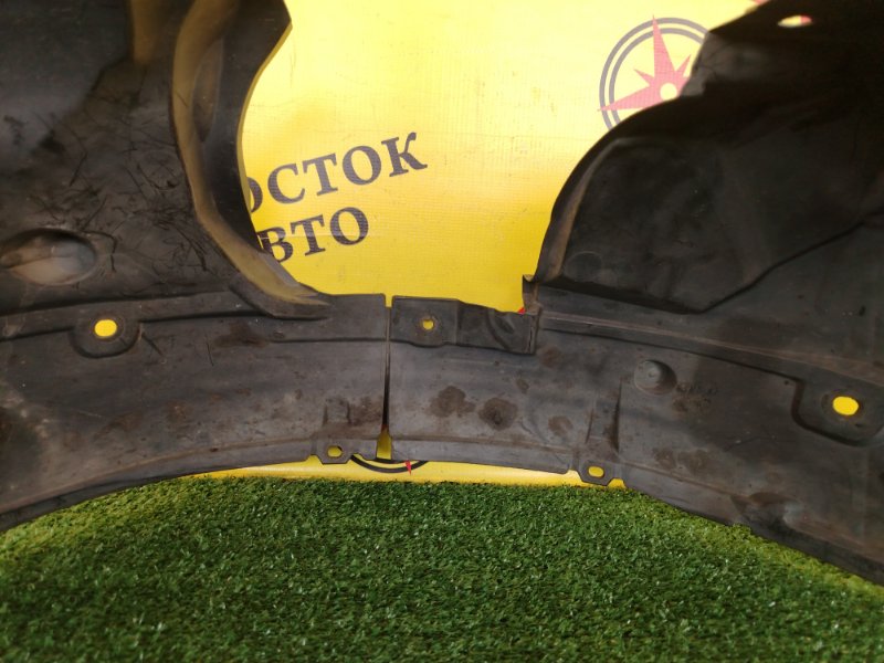 Подкрылок, 800 рублей, Красноярск