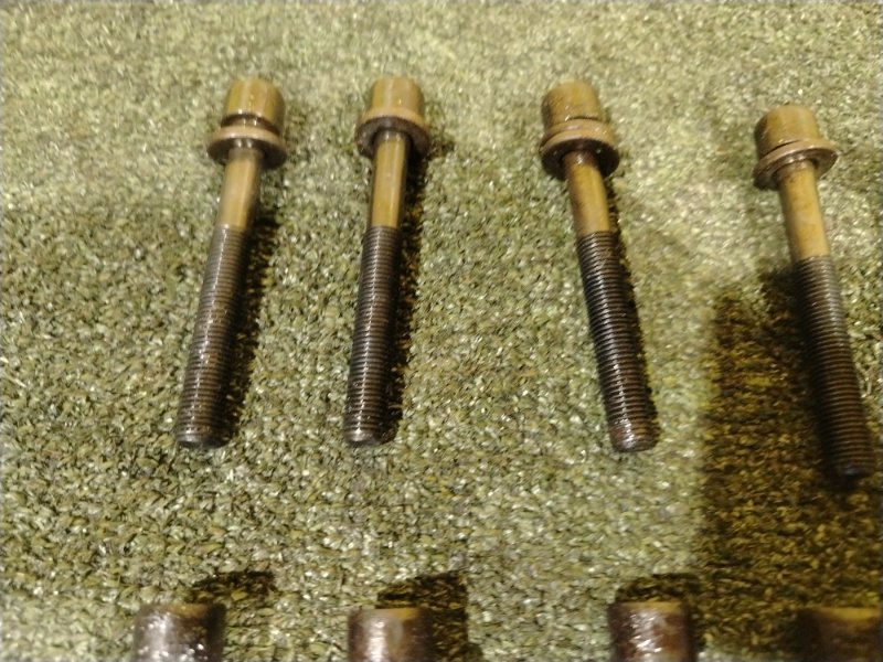 болт гбц, 1000 рублей, Красноярск