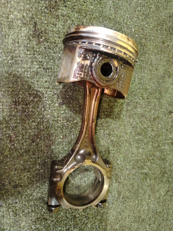 Поршень, 500 рублей, Красноярск