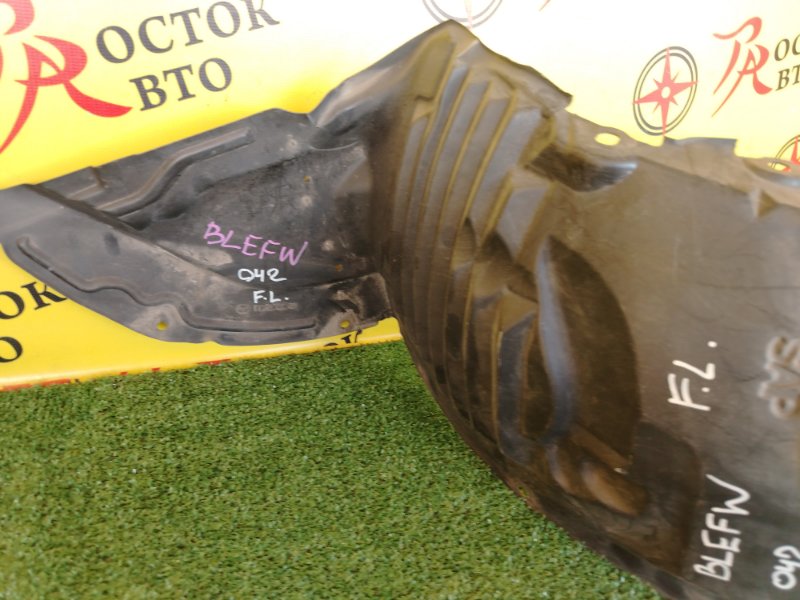 Подкрылок, 1000 рублей, Красноярск