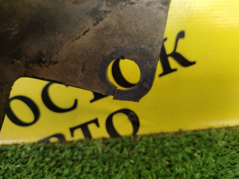 Подкрылок, 800 рублей, Красноярск