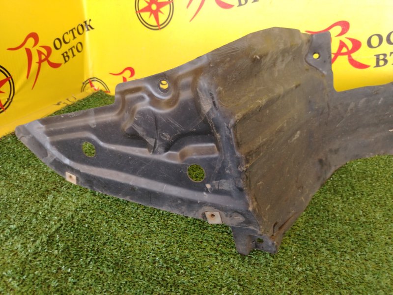 Подкрылок, 700 рублей, Красноярск