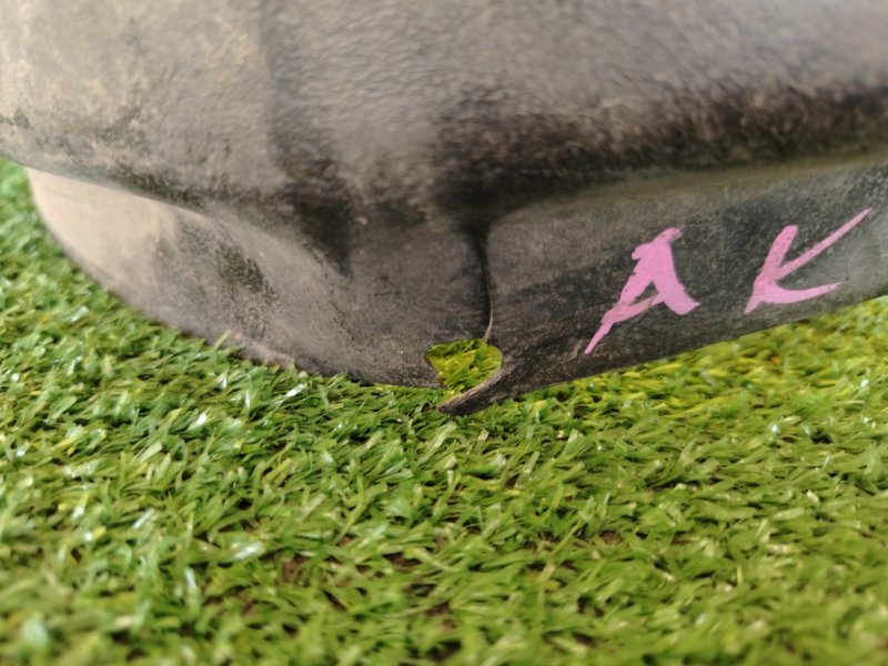 Подкрылок, 2000 рублей, Красноярск