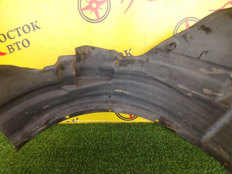 Подкрылок, 2000 рублей, Красноярск