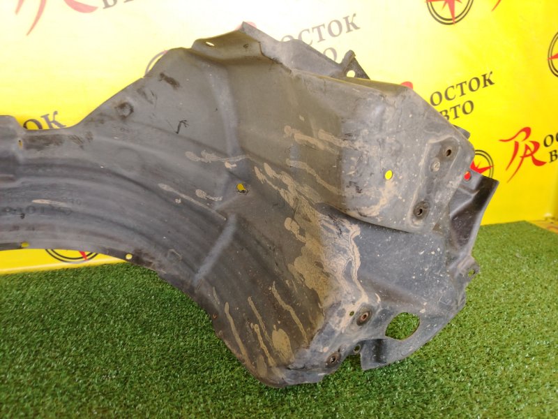 Подкрылок, 2000 рублей, Красноярск