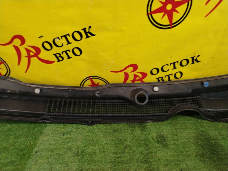 Решетка под лобовое стекло, 800 рублей, Красноярск