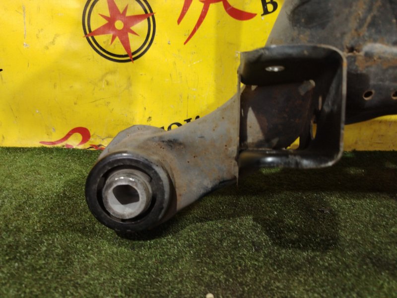 балка поперечная, 2000 рублей, Красноярск