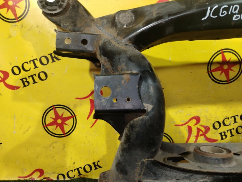 балка поперечная, 2000 рублей, Красноярск