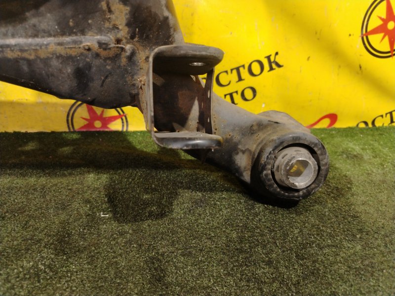 балка поперечная, 2000 рублей, Красноярск