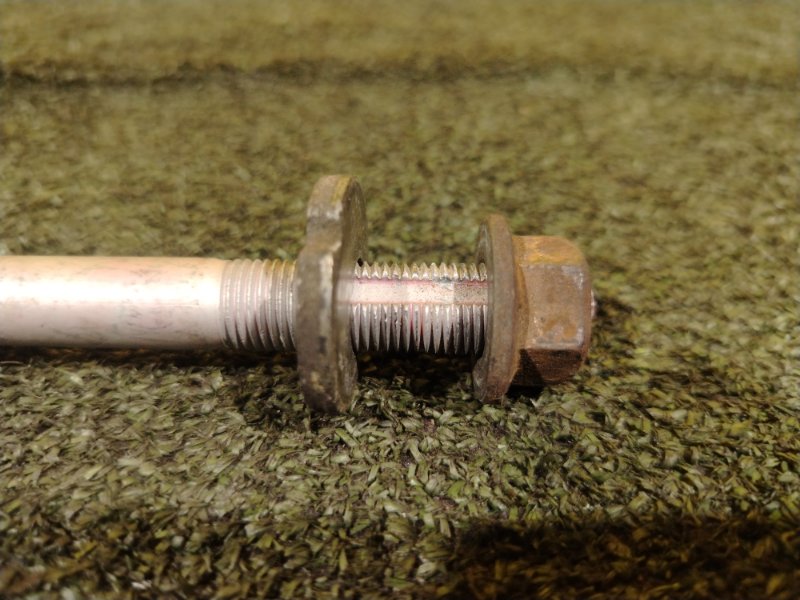 Болт развальный, 300 рублей, Красноярск