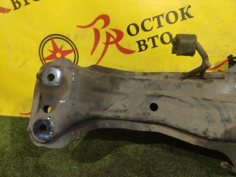 балка поперечная, 2000 рублей, Красноярск