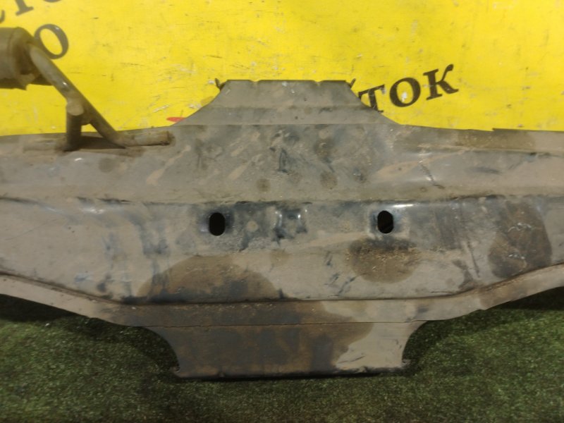 балка поперечная, 2000 рублей, Красноярск