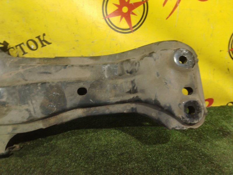 балка поперечная, 2000 рублей, Красноярск