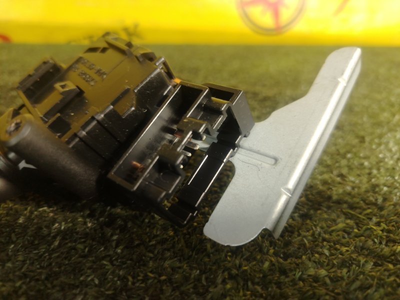 Подрулевой переключатель дворников, 200 рублей, Красноярск