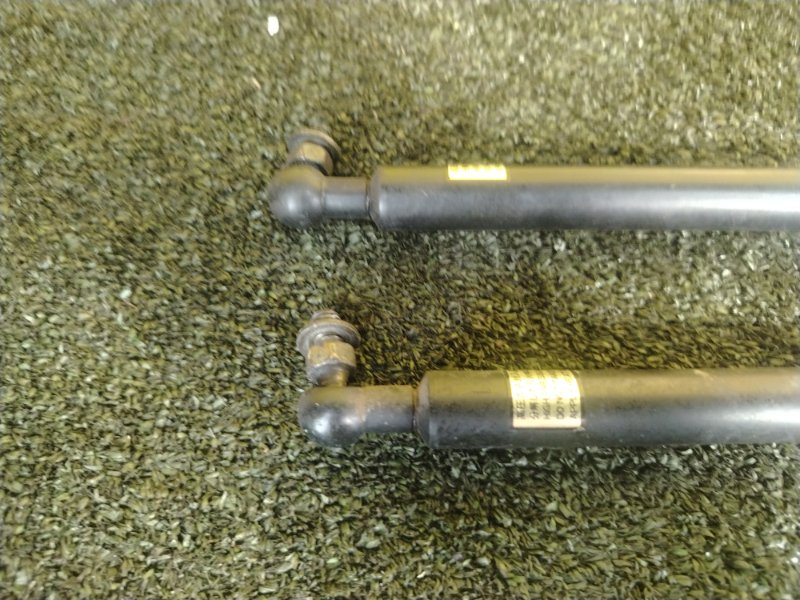 Амортизатор капота, 600 рублей, Красноярск