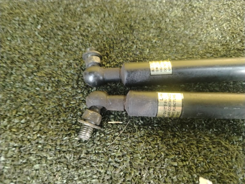 Амортизатор капота, 600 рублей, Красноярск