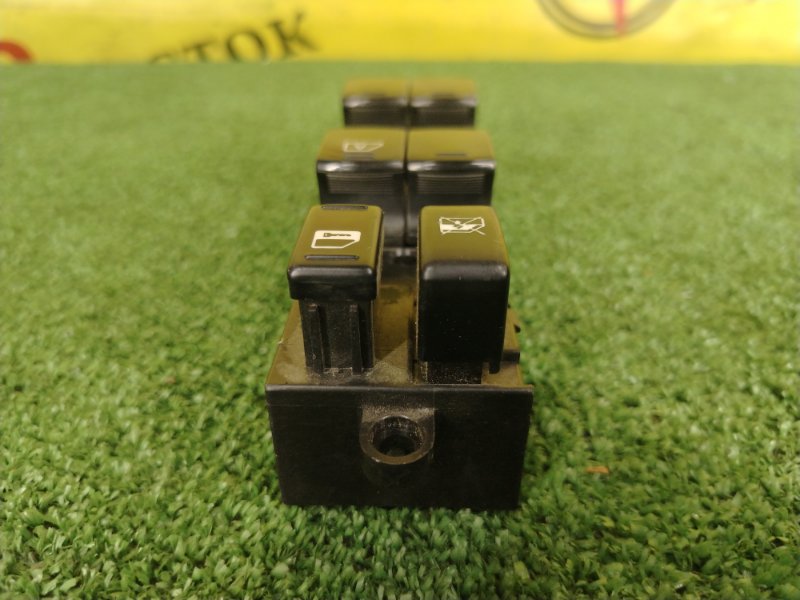 Блок управления стеклоподъемниками, 300 рублей, Красноярск