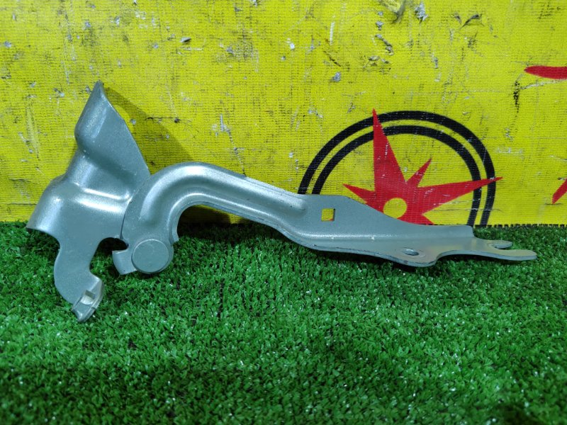 Петля капота, 200 рублей, Красноярск