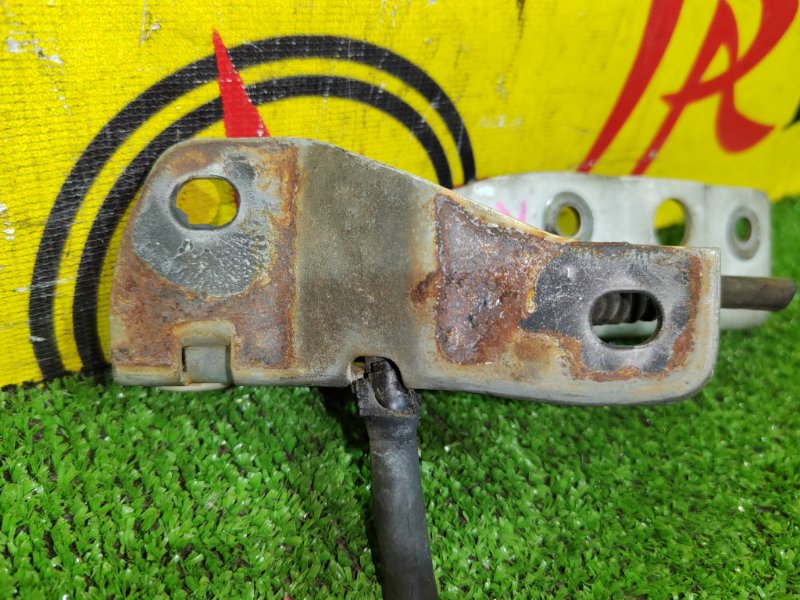 Петля капота, 300 рублей, Красноярск