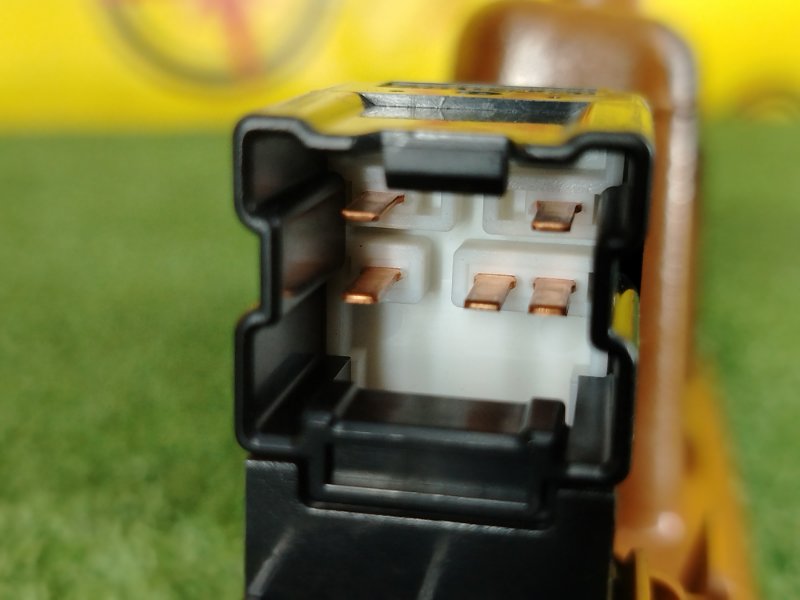 Кнопка стеклоподъемника, 350 рублей, Красноярск