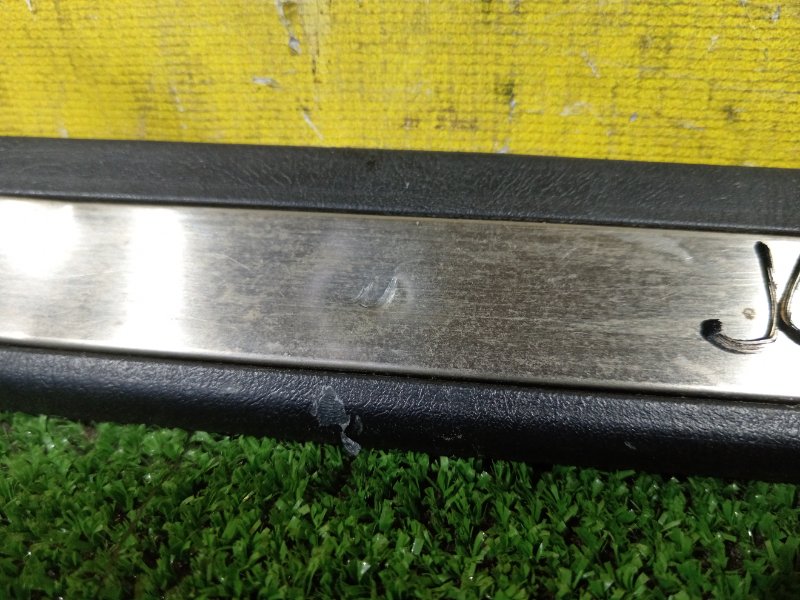 накладка порога, 2000 рублей, Красноярск