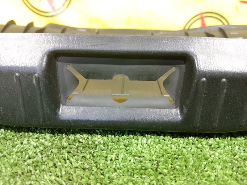 Накладка багажника, 1000 рублей, Красноярск