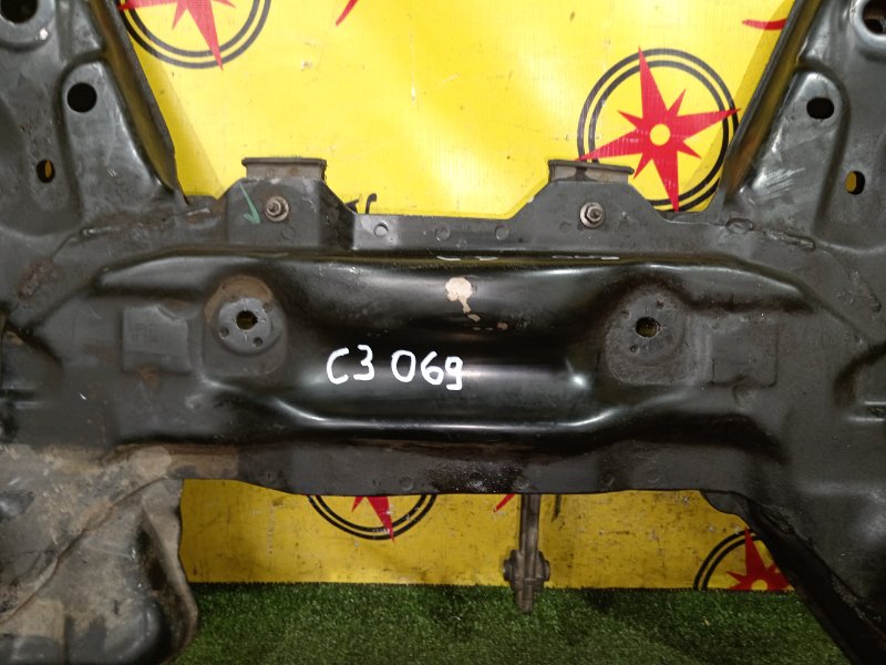 балка поперечная, 2000 рублей, Красноярск