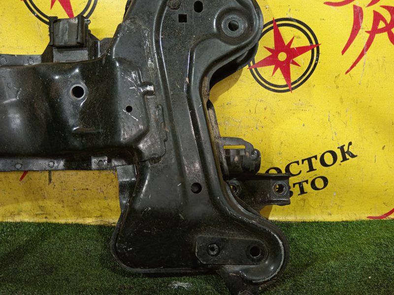 балка поперечная, 2000 рублей, Красноярск