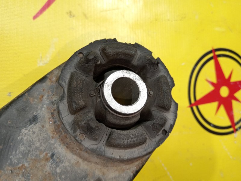 балка поперечная, 2000 рублей, Красноярск