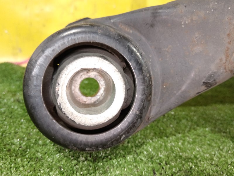 балка поперечная, 2000 рублей, Красноярск