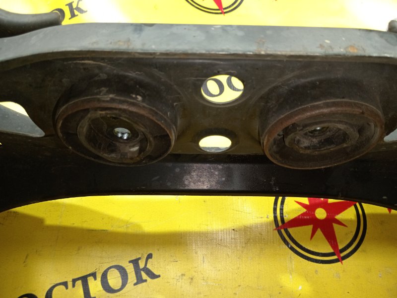 балка поперечная, 2000 рублей, Красноярск