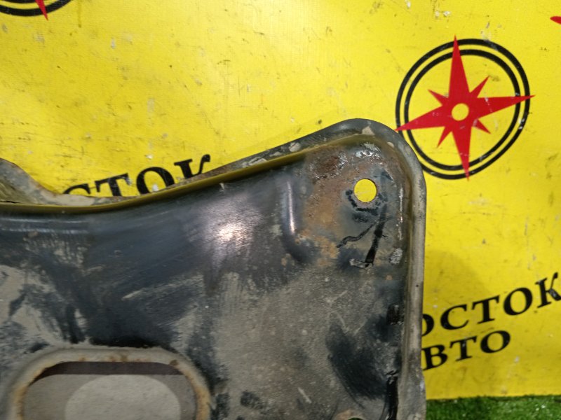 балка поперечная, 2000 рублей, Красноярск