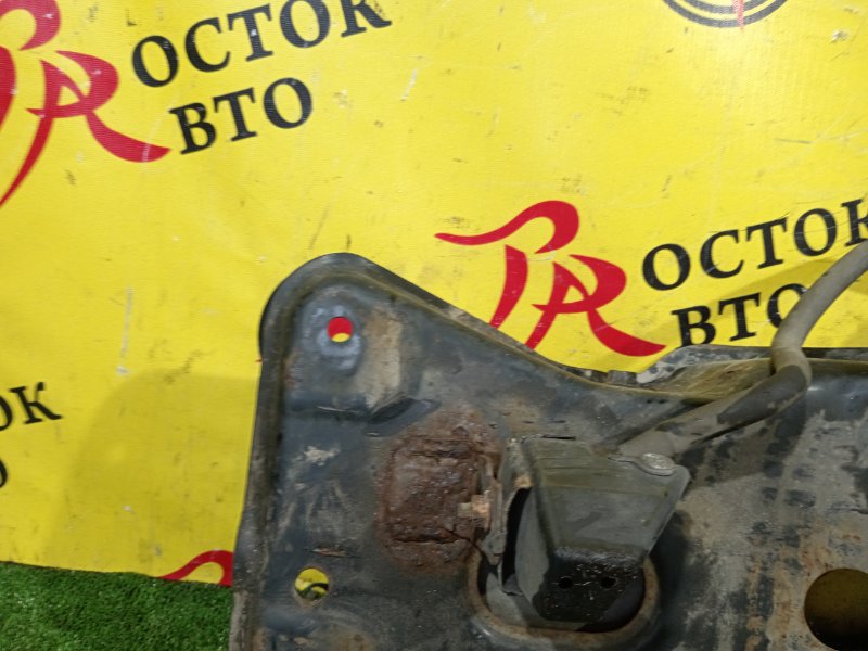 балка поперечная, 2000 рублей, Красноярск