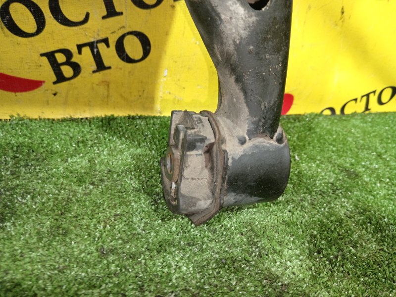 балка поперечная, 2000 рублей, Красноярск