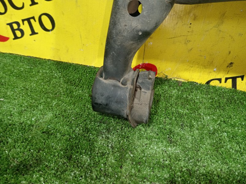 балка поперечная, 2000 рублей, Красноярск