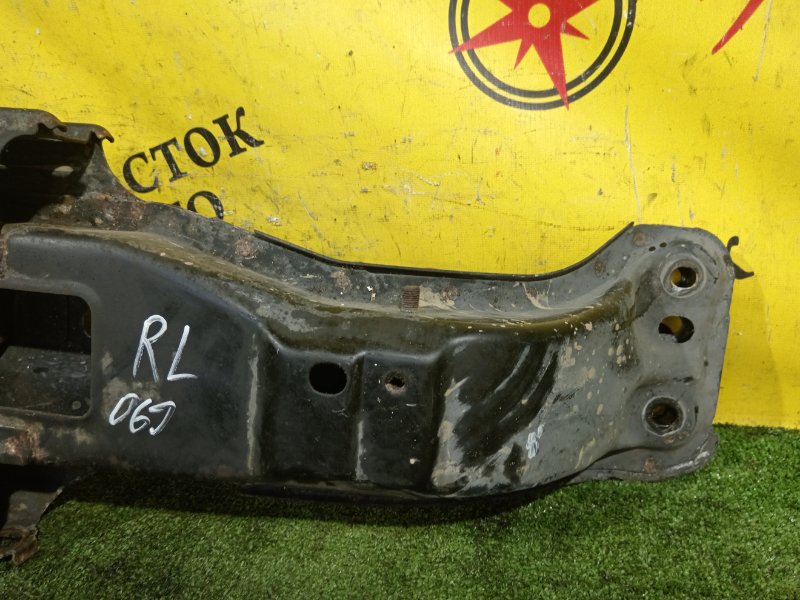 балка поперечная, 2000 рублей, Красноярск