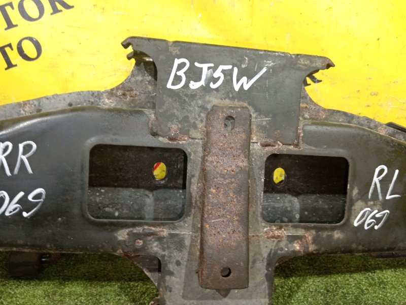 балка поперечная, 2000 рублей, Красноярск