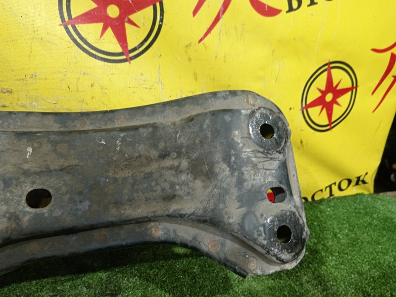 балка поперечная, 2000 рублей, Красноярск