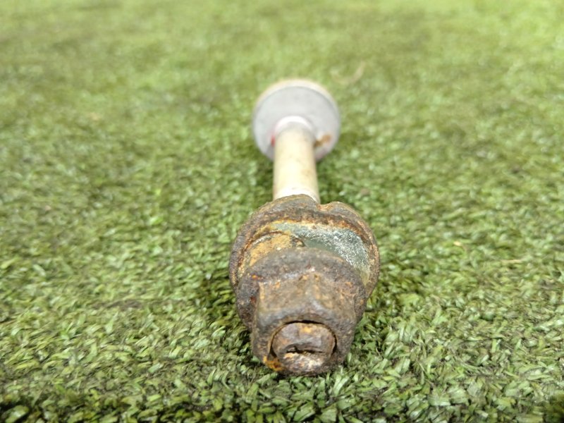 Болт развальный, 300 рублей, Красноярск