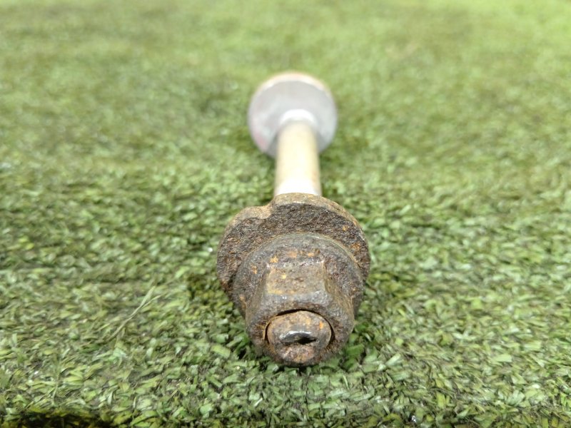 Болт развальный, 300 рублей, Красноярск