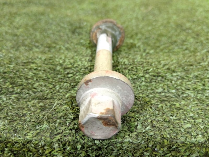 Болт развальный, 300 рублей, Красноярск