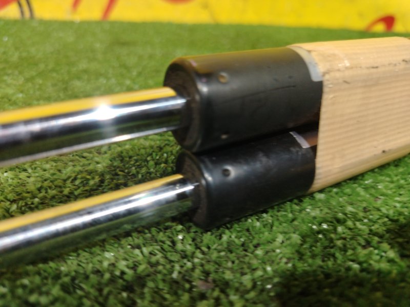 амортизатор багажника, 1000 рублей, Красноярск